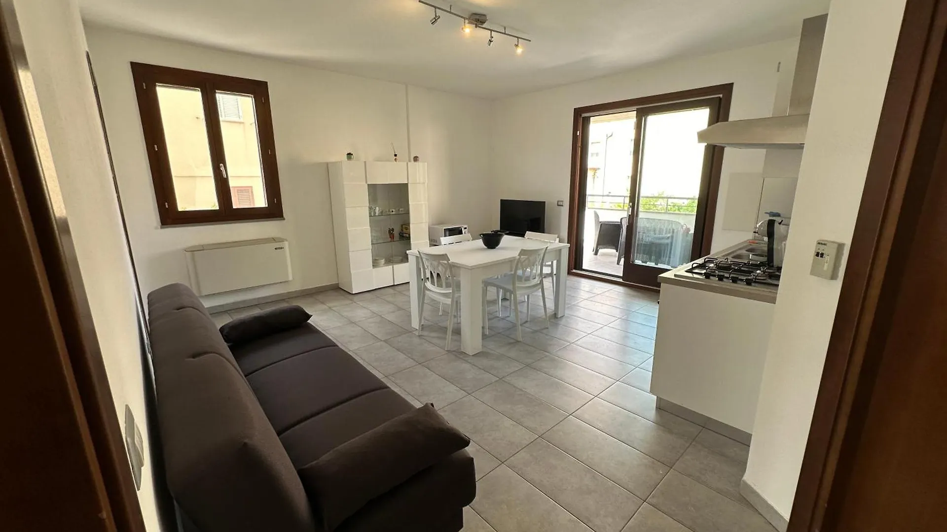 Gris I Blanca Apartment contacts